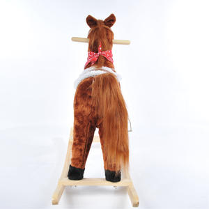 DR <span class=keywords><strong>a</strong></span> base di legno del bambino <span class=keywords><strong>cavallo</strong></span> <span class=keywords><strong>a</strong></span> <span class=keywords><strong>dondolo</strong></span> per i bambini peluche <span class=keywords><strong>cavallo</strong></span> <span class=keywords><strong>a</strong></span> <span class=keywords><strong>dondolo</strong></span> per i bambini giocattolo musicale sedia <span class=keywords><strong>a</strong></span> <span class=keywords><strong>dondolo</strong></span> regalo di compleanno per i bambini - Product Image 4