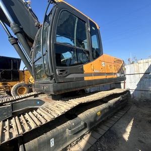 Excavadora Hyundai R300 9T de 30 Toneladas con Motor Cummins, Probada en Climas Húmedos y Lluviosos para la Construcción de Presas - Product Image 1