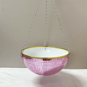 Cesto Sospeso a Sfera in Plastica Riflettente Effetto Specchio per Piante - Product Image 1