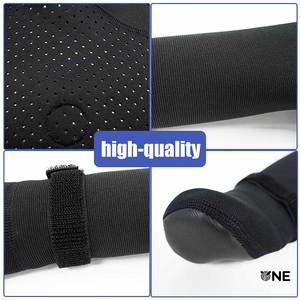 Protège-jambe arrière pour <span class=keywords><strong>chien</strong></span> personnalisable, résistant à l'usure et antidérapant, <span class=keywords><strong>chaussette</strong></span> de <span class=keywords><strong>protection</strong></span> pour patte droite d'animal domestique pour la <span class=keywords><strong>protection</strong></span> des sols intérieurs et le contrôle de la traction - Product Image 2