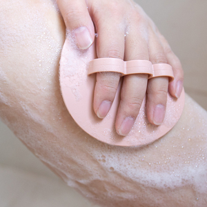 Private Label Exfoliating Scrubber Silicone Bath <b>Brushes</b> Body Buffer Bath <b>Brush</b> Silicone Body Scrubber - Product Image 4