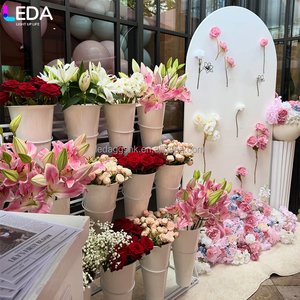 LEDA Modern Shops Weddings Banquets Decoration Flower Stand <b>White</b> Metal Oval Flower Stand <b>Bucket</b> - Product Image 1