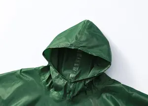 Poncho de lluvia con capucha personalizado para adultos 170T impermeable ligero Unisex impermeable para senderismo Camping emergencia