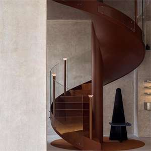 <span class=keywords><strong>Escalier</strong></span> intérieur en colimaçon personnalisé avec balustrade en verre et <span class=keywords><strong>marches</strong></span> en bois dur Support en acier robuste style élégant pour maisons duplex - Product Image 2