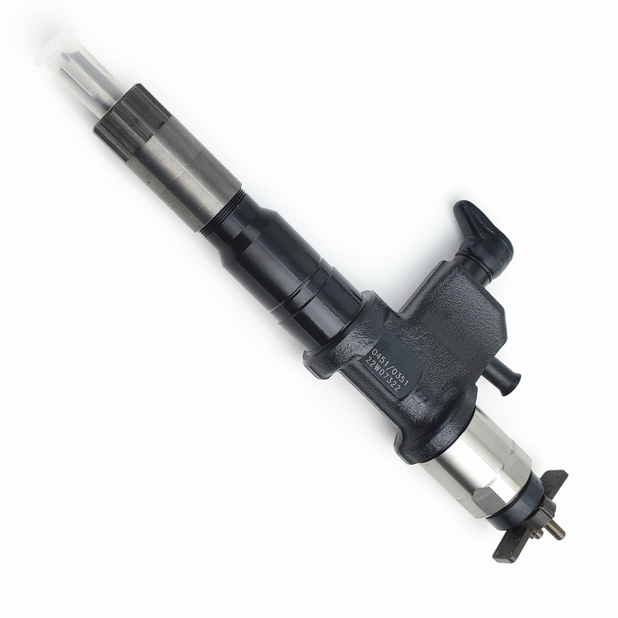 High Performance Diesel Injector 295050-0451 Common Rail Fuel Injetor 8-97622035-0 for ISUZU