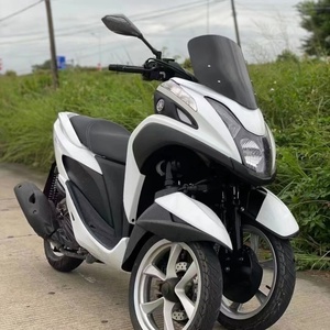 Motocicleta Usada Importada AD 222, Scooter Grande de Tres Ruedas, Estilo BMW, con Inyección de Combustible, Tipo Cruiser, Carrocería Abierta - Product Image 4