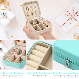 Estuches de Joyería Portátiles de Cuero PU FADELI FDL-SN102 con Logotipo Personalizado al por Mayor, Cajas de Joyería Pequeñas para Viaje, para Anillos y Collares - Product Image 4