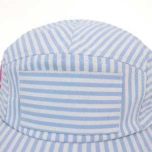 Gorras <span class=keywords><strong>de</strong></span> Campamento Personalizadas con Bordado <span class=keywords><strong>de</strong></span> Logotipo, Rayas Azules y Blancas, Estilo Casual, <span class=keywords><strong>de</strong></span> 5 Paneles y Visera Plana para Hombres y Mujeres - Product Image 6