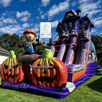 Structure gonflable commerciale d'extérieur pour enfants, thème Ferme de citrouilles d'Halloween, avec toboggan double, pour usage humide et sec, et souffleur