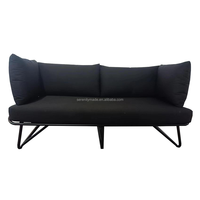 Modernes 3-Sitzer PU-Leder Sofa Holzrahmen Gepolstertes Sofa für Wohnzimmer Restaurant
