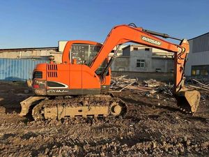 Miniexcavadoras Doosan de segunda mano DX80, componentes originales, incluido PLC de caja de cambios de motor a la venta - Product Image 3