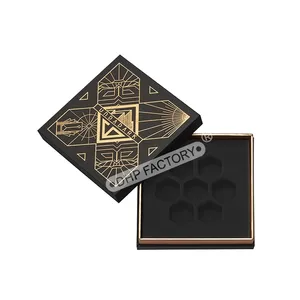 Роскошные персонализированные матовые золотые фольгированные тисненые логотипы V Groove Твердые картонные игровые игральные кости упаковочные бумажные коробки с вставкой из пены EVA