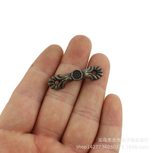 Tirador de cajón Little Hands de 37x10mm, aleación de zinc, mini tirador duradero para joyero, accesorio para embalaje de regalo - Product Image 5