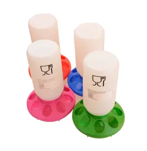 Plastic 1kg feeder 1L drinker chicken Drinker Feeder and poultry waterer for sale