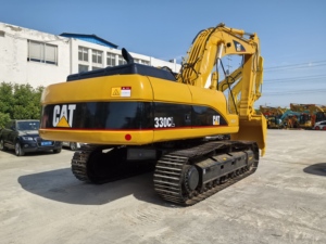 รถขุดตีนตะขาบขนาดใหญ่ 30 ตัน ยี่ห้อแคทเตอร์พิลลาร์ รุ่น Cat330CL มือสอง สภาพดี ผลิตในญี่ปุ่น ของแท้ วางขายที่เซี่ยงไฮ้ - Product Image 3