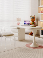 Bureau en bois massif de style français, couleur crème, bureau d'ordinateur/d'écriture/de bureau, petits appartements, design moderne et simple, finition blanche