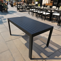 Loisirs d'extérieur table de jardin exquise table de salle à manger en bois plastique table de patio