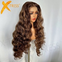 Perruque Synthétique X-TRESS 6*13 Dentelle Frontale Mèches Ondulées Profondes Sans Colle pour Femmes Noires