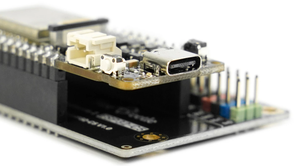 Kit de développement Chipboard Firefly <span class=keywords><strong>FireBeetle</strong></span> 2 ESP32-C5 pour la maison intelligente (Wi-Fi 6 2,4/5 GHz, Home Assistant, BLE 5, Zigbee, Thread) - Product Image 4