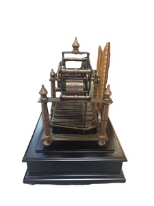 Đồng hồ để bàn/đồng hồ đeo tay kiểu Pháp, máy cơ khí con lăn bi Congreve, dây đồng thau đánh bóng 12s, kiểu dáng thanh lịch. - Product Image 3