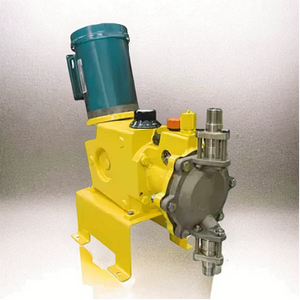 Pompes doseuses en fonte de la série MAXROY de Milton Roy avec double diaphragme - Product Image 3