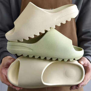 Tongs de Haute Qualité Antidérapantes Plates Originales en EVA Légères et Douces Sandales d'Été Colorées d'Extérieur pour Femmes - Product Image 6