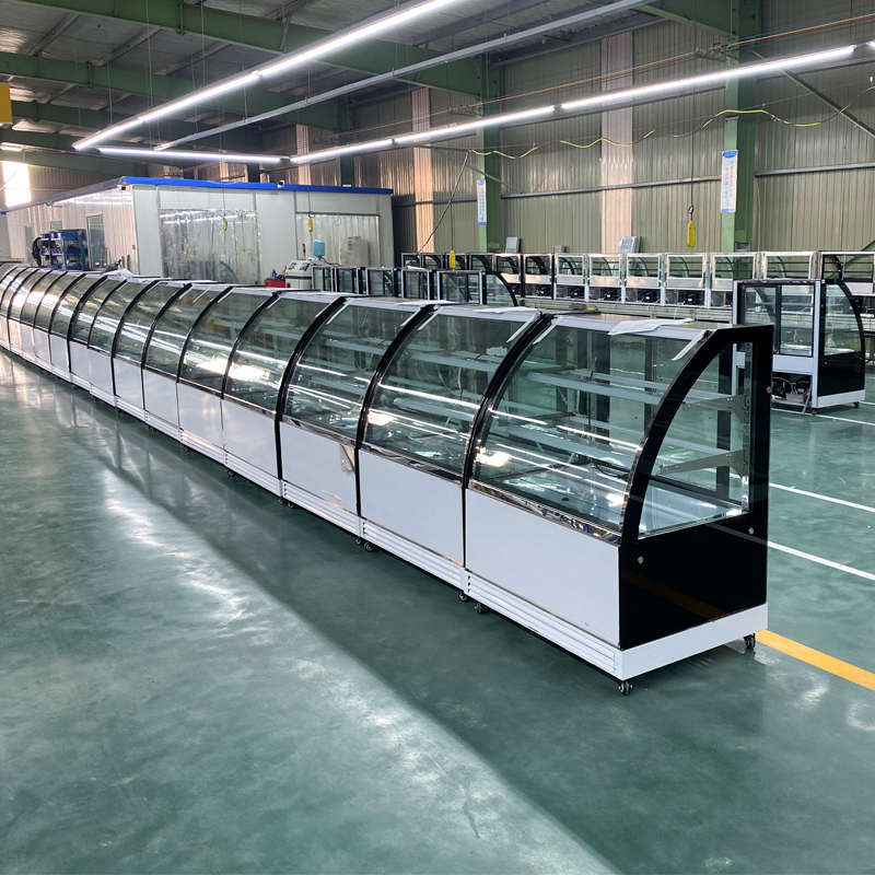 Factory Direct Selling Kuchen Display Vitrine Commercial Chiller Luftgekühlter Kühlschrank Kuchen Kühlschrank Bäckerei Vitrine