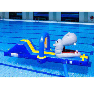 Toboggan <span class=keywords><strong>gonflable</strong></span> Hippopotame flottant avec piste de course pour piscines privées et commerciales - Product Image 1