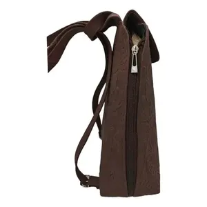 Mochila de Viaje Fana Valentina Chocolate Chiseled de Cuero Vacuno, 5 L, Correa Ajustable, Cierre de Cremallera, Unisex para Adultos - Product Image 1