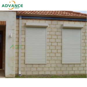 Portes à volets roulants en aluminium léger et élégant Conception peu encombrante Mécanisme de glissement en douceur pour <span class=keywords><strong>volet</strong></span> <span class=keywords><strong>roulant</strong></span> d'usine de garage - Product Image 6