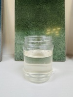 Durcisseur de béton Solution d'étanchéité de surface à base de ciment liquide concentré pour sols industriels et commerciaux durables Epoxy