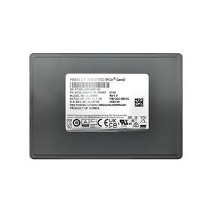 PM9A3 2.5 นิ้ว 960GB PCIe Gen4 U.2 SSD ฮาร์ดดิสก์แบบติดตั้งภายในสำหรับเซิร์ฟเวอร์ MZQL2960HCJR-00B7C Pcie4.0 X4 Nvme U.2 2.5 นิ้ว V-Nand Tlc - Product Image 3