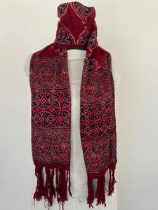 Étole d'hiver pour femme en tissu Ryon doux, imprimé à la main Ajrakh, couleurs attrayantes, motifs, lavable en machine, longueur 2 mètres, largeur 28 pouces - Product Image 3