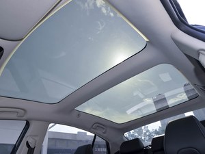 Toyota Camry 2.5L 185 ch L4 2.5LHG Édition Premium à double moteur, berline 4 portes 5 places, voiture <span class=keywords><strong>hybride</strong></span> rechargeable (PHEV) - Product Image 6