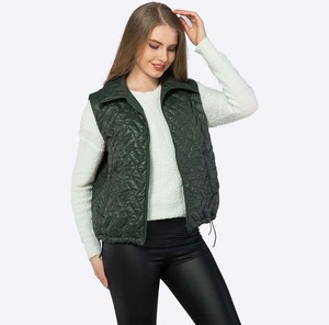 <span class=keywords><strong>Gilet</strong></span> oversize trapuntato <span class=keywords><strong>verde</strong></span> lavorato a maglia con Design imbottito in pile da <span class=keywords><strong>donna</strong></span> personalizzato OEM/ODM autunno inverno - Product Image 6