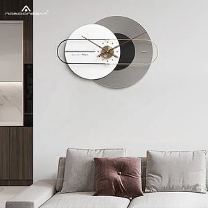 Horloge murale en métal Noridongsan Moderne Horloge murale décorative bon marché pour la maison, Art de sable mouvant, Horloge miroir pour salon/chambre/bureau - Product Image 4