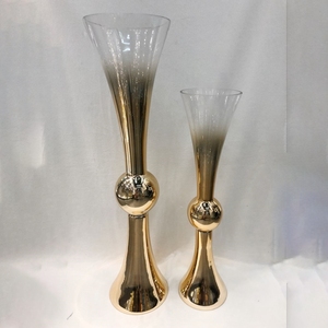 Decoración <span class=keywords><strong>de</strong></span> <span class=keywords><strong>centro</strong></span> <span class=keywords><strong>de</strong></span> <span class=keywords><strong>mesa</strong></span> <span class=keywords><strong>de</strong></span> boda, jarrones <span class=keywords><strong>de</strong></span> cristal <span class=keywords><strong>de</strong></span> trompeta <span class=keywords><strong>altos</strong></span> dorados, <span class=keywords><strong>de</strong></span> la boda, <span class=keywords><strong>de</strong></span> la venta al por mayor - Product Image 1