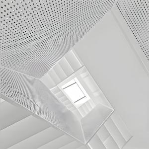 Panneau de mur rideau en aluminium industriel, finition anodisée, anti-corrosion, revêtement extérieur de bâtiment, 70 pouces et plus - Product Image 4