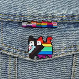 Arco Iris gato esmalte Pin <span class=keywords><strong>LGBT</strong></span> orgullo colorido gatito dibujos animados Animal broche solapa insignia joyería regalo para amigos al por mayor - Product Image 3