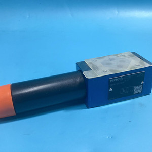 วาล์วลดแรงดัน ZDR6DP2-4X/210YM, แผ่นแซนวิชไฮดรอลิก R900483788 แรงดัน 210 บาร์ สำหรับชุดจ่ายกำลังอุตสาหกรรม - Product Image 3