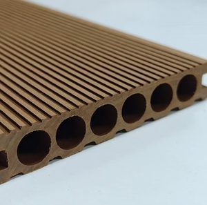 Plancher extérieur WPC moderne, imperméable et ignifuge pour usage commercial en extérieur - Product Image 2
