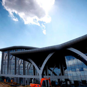 Bâtiment de grande hauteur en structure d'acier préfabriquée, adapté aux immeubles de bureaux. - Product Image 2