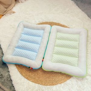 Pet <strong>Mat</strong> Summer Cooling <strong>Dog</strong> &amp; Cat Car <strong>Mat</strong> Half Ice Pet Pad Ice Silk Bed Manufacturer Wholesale - Product Image 3