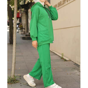 Ensemble de survêtement léger et respirant pour femmes musulmanes, coupe régulière, haut de sport long, tenue de sport modeste grande taille - Product Image 4