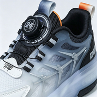 Chaussures à roulettes LED pour enfants, rechargeables, lumineuses, à double roue automatique, baskets unisexes pour garçons et filles, patinage en plein air, Ruidongle