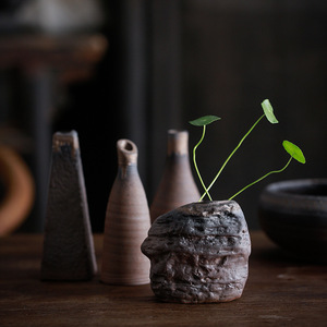 Stoneware Mini Flower <strong>Vase</strong> Japanese Style Handmade Stoneware Retro Zen Floret Ceramic Mini <strong>Small</strong> <strong>Vase</strong> - Product Image 3