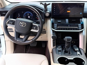 Toyota Land Cruiser 300 LC300 4.0L V6 2022 d'occasion, 3 blocages de différentiel, seulement 10 000 km, kit <span class=keywords><strong>Mona</strong></span> <span class=keywords><strong>Lisa</strong></span>, transmission intégrale, conduite à gauche, SUV de luxe d'occasion - Product Image 6