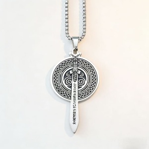 Collier pendentif épée et bouclier Viking pour hommes, en acier inoxydable, couleur or argent, Design Vintage, bijoux cadeau - Product Image 4