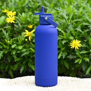 Bouteille de sport personnalisée 500 ml en acier recyclé 18/8, revêtement caoutchouc, sans BPA, anti-fuite, anti-transpiration, avec couvercle fonctionnel, OEM - Product Image 1