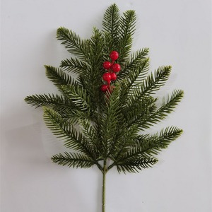 Arbre <span class=keywords><strong>de</strong></span> Noël avec aiguilles <span class=keywords><strong>de</strong></span> pin vert pour décorations extérieures <span class=keywords><strong>de</strong></span> Noël Picks Red Berry Pin Branches Fleurs Artificielle Mini - Product Image 5